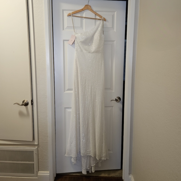 Jenny Yoo Zara One-Shoulder Sequin Column Gown - Picture 3 of 12